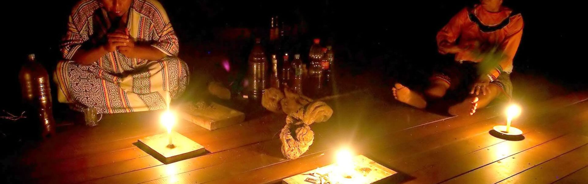 Ceremonia a la luz de las velas